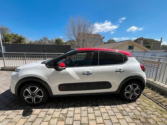 Usata Citroën C3 Shine 101 CV (74 kW) 2020 Bianco Utilitaria