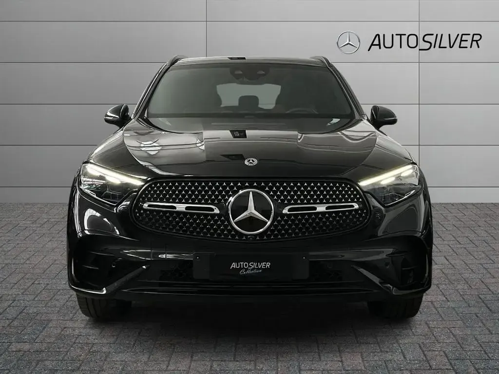 Usata Mercedes GLC220 AMG Line Premium 197 CV (144 kW) 2023 Nero / metallizzato SUV