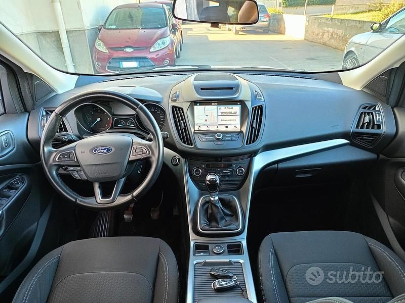 Usata Ford Kuga Titanium 120 CV (88 kW) 2017 Bianco SUV