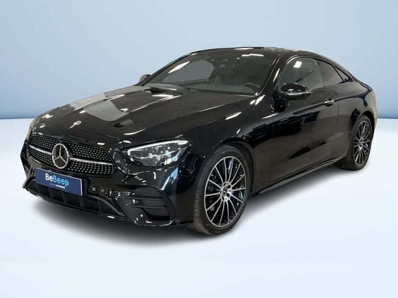 Usata Mercedes 300 Premium 265 CV (194 kW) 2023 Nero Coupé