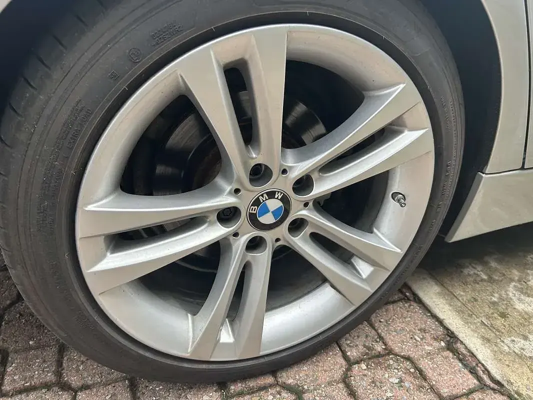 Usata BMW 316 Sport Line 116 CV (85 kW) 2014 Argento Station wagon