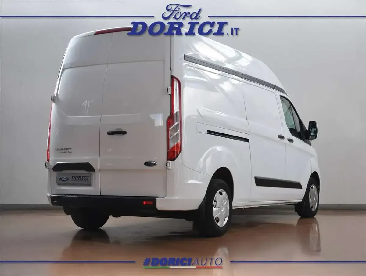 Usata Ford Transit Custom Trend+ 131 CV (96 kW) 2023 Frozen white Furgone
