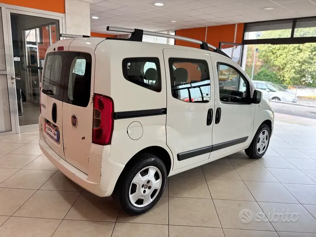 Usata Fiat Qubo Trekking 95 CV (69 kW) 2019 Bianco Monovolume