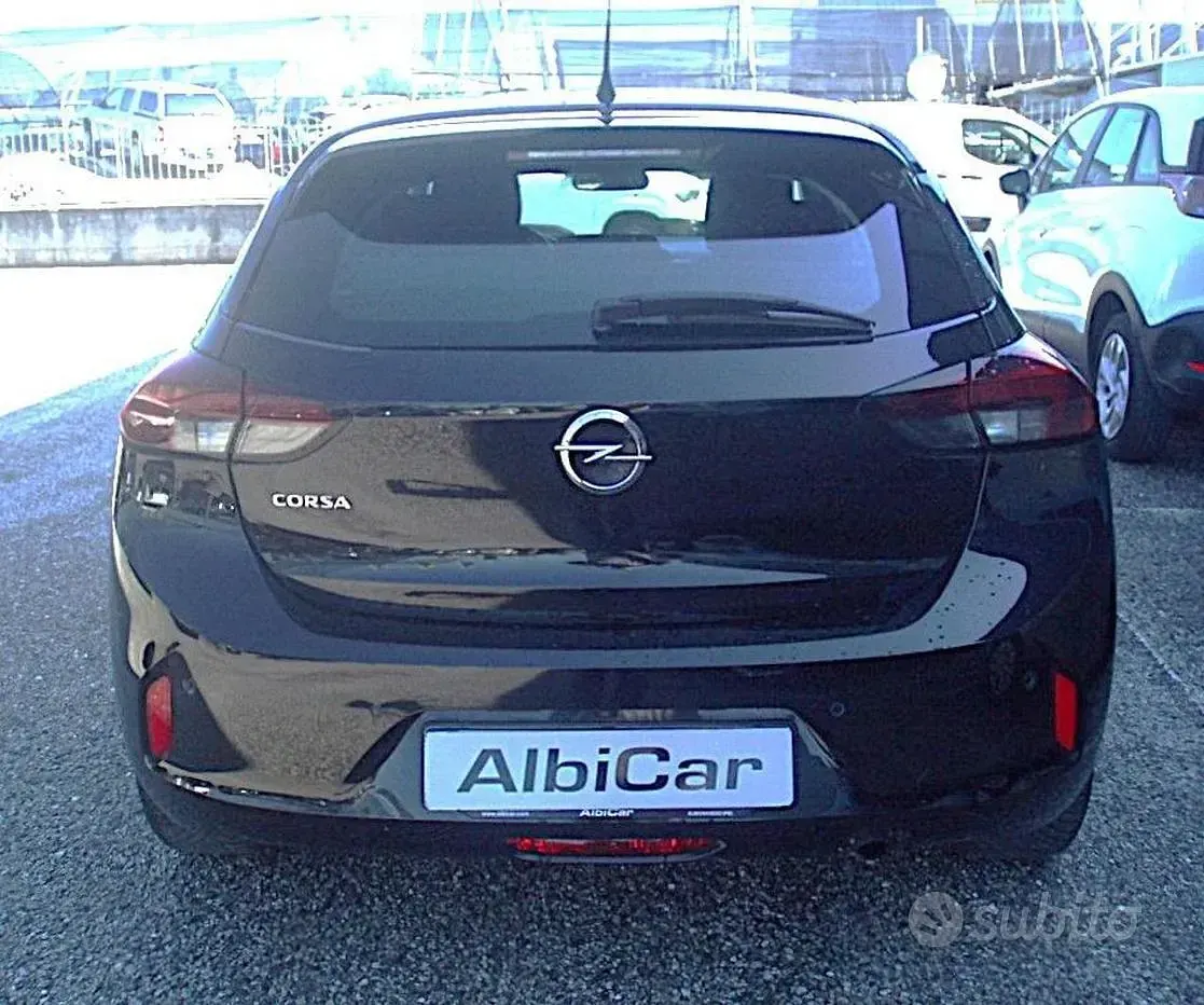 Usata Opel Corsa 75 CV (55 kW) 2022 Nero Utilitaria