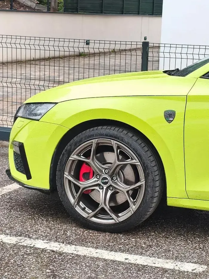 Usata Skoda Octavia RS 245 CV (180 kW) 2024 Verde Station wagon