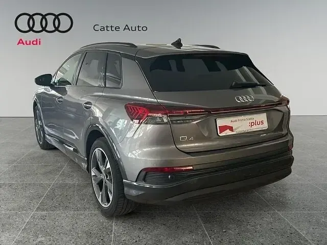 Usata Audi Q4 e-tron Advanced Plus 210 kW (286 CV) 2025 Grigio tifone metallizzato SUV