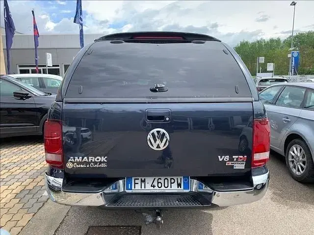 Usata VW Amarok Highline 224 CV (164 kW) 2017 Blu/azzurro Pick-up