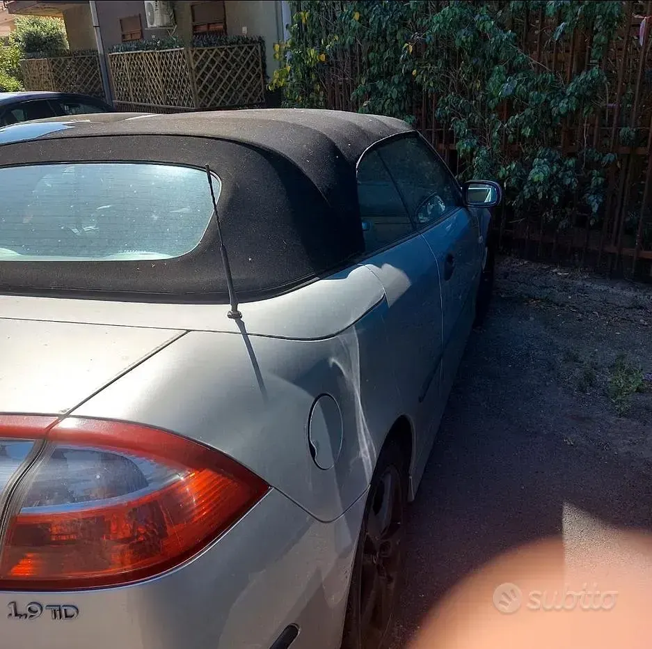 Usata Saab 9-3 150 CV (110 kW) 2007 Grigio Cabrio