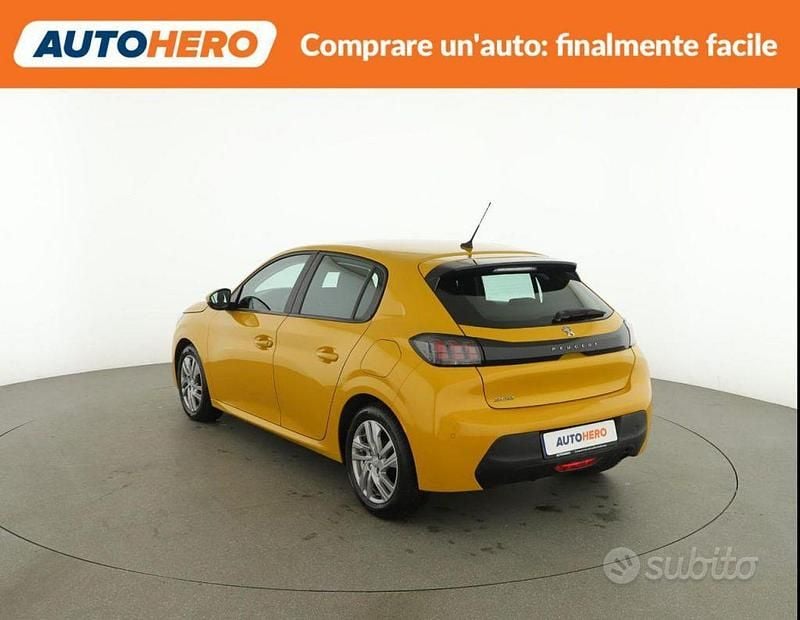 Usata Peugeot 208 Active 75 CV (55 kW) 2020 Oro Utilitaria