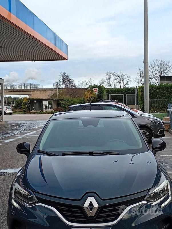 Usata Renault Captur Equilibre 100 CV (73 kW) 2023 SUV