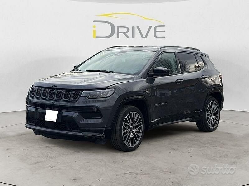 Usata Jeep Compass Summit 131 CV (96 kW) 2025 Grigio SUV
