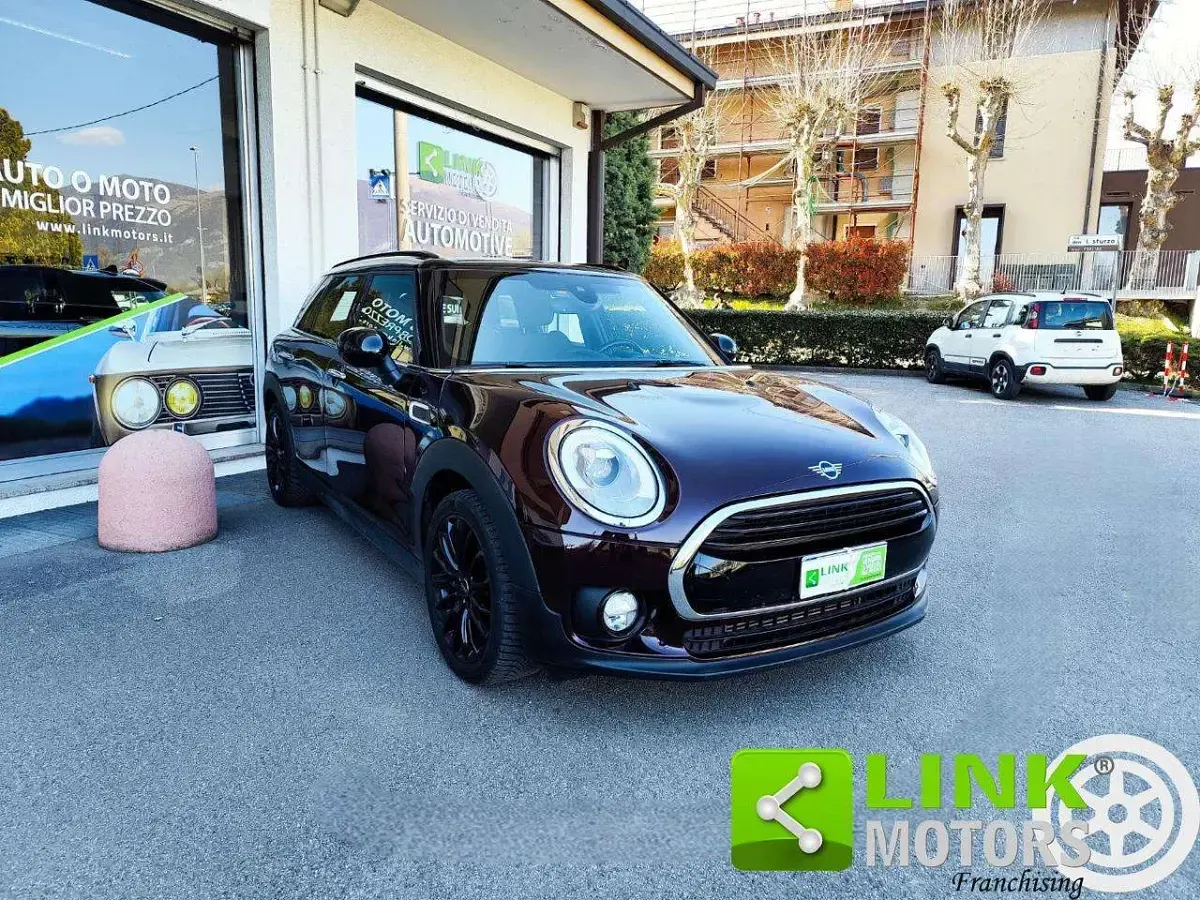 Usata Mini Cooper Clubman Hype 136 CV (100 kW) 2019 Rosso Station wagon
