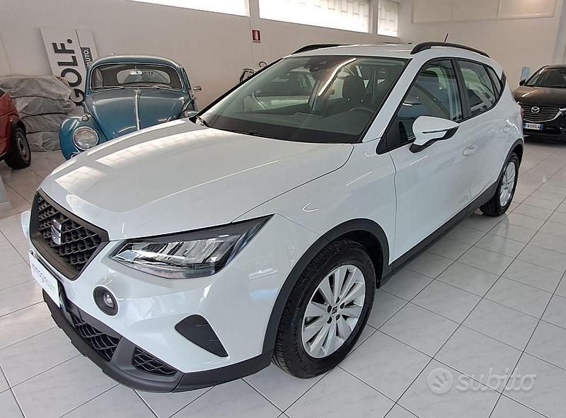Usata Seat Arona Style 95 CV (69 kW) 2024 Bianco SUV