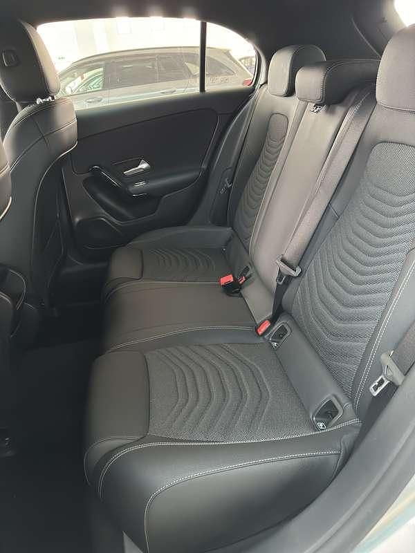 Usata Mercedes 180 116 CV (85 kW) 2020 Berlina