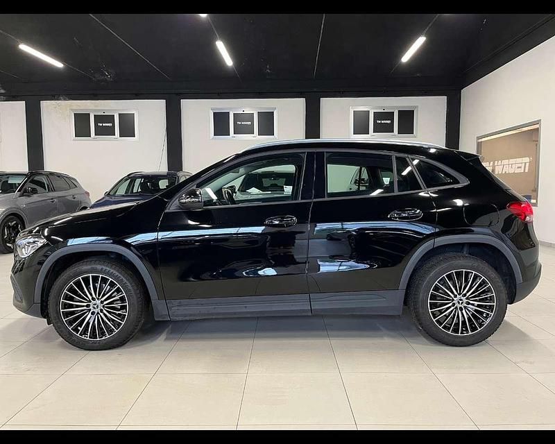 Usata Mercedes GLA200 Business 150 CV (110 kW) 2022 Nero SUV