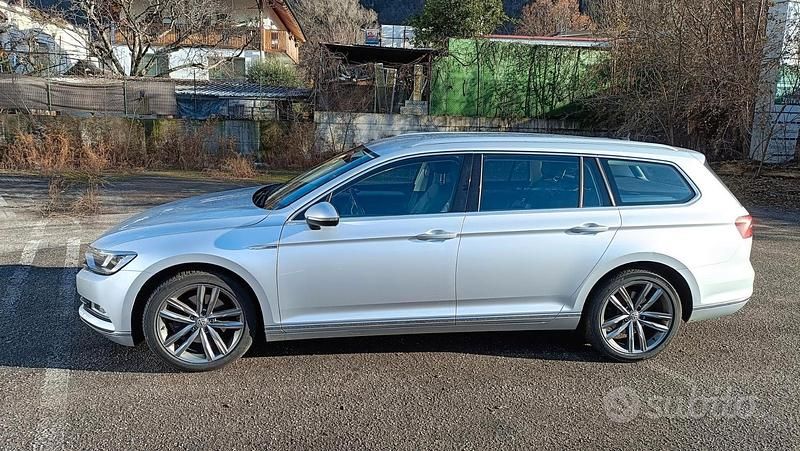 Usata VW Passat 150 CV (110 kW) 2017 Grigio Station wagon