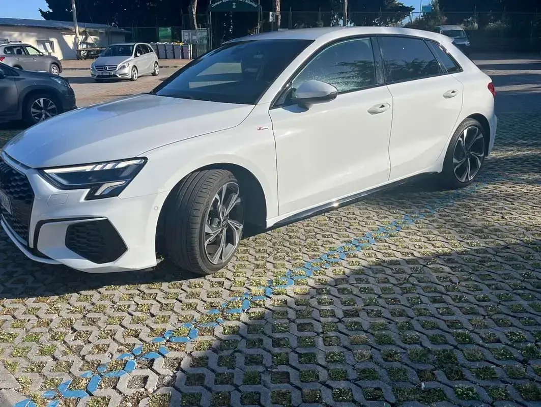 Usata Audi A3 S-Line 116 CV (85 kW) 2023 Bianco Berlina
