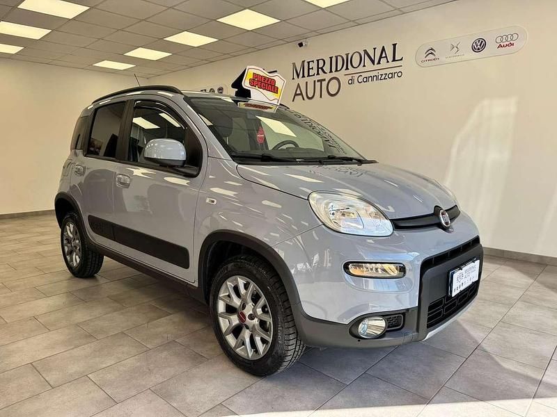 Usata Fiat Panda 4x4 S 95 CV (69 kW) 2018 Other Utilitaria