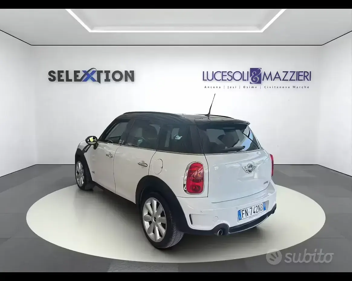 Usata Mini Cooper S Countryman 184 CV (135 kW) 2011 Bicol.bianco+t.nero SUV