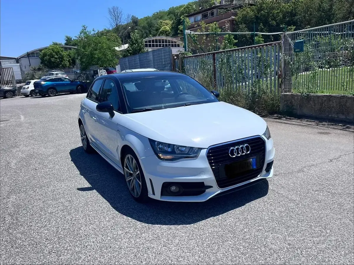 Usata Audi A1 95 CV (69 kW) 2015 Grigio Utilitaria