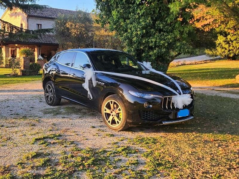 Usata Maserati Levante 275 CV (202 kW) 2017 Nero SUV