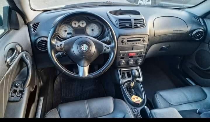 Usata Alfa Romeo GT Distinctive 140 CV (102 kW) 2009 Bianco Coupé