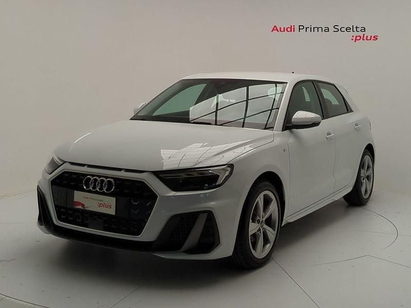 Nuova Audi A1 S-Line 116 CV (85 kW) 2025 Bianco Utilitaria