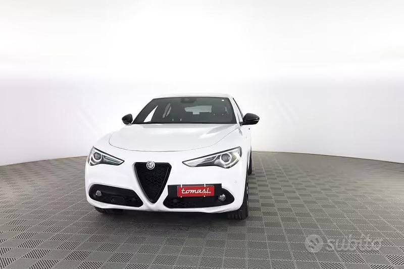 Usata Alfa Romeo Stelvio Veloce 210 CV (154 kW) 2023 Bianco SUV
