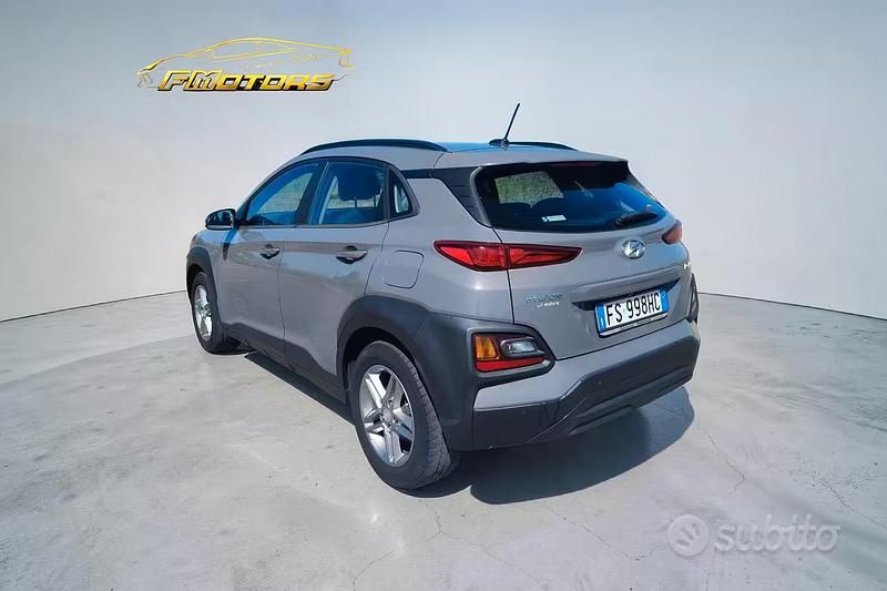 Usata Hyundai Kona 116 CV (85 kW) 2019 Grigio SUV