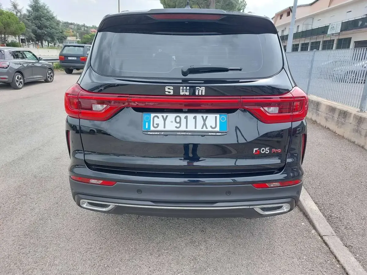 Usata SWM G05 139 CV (102 kW) 2025 Nero SUV