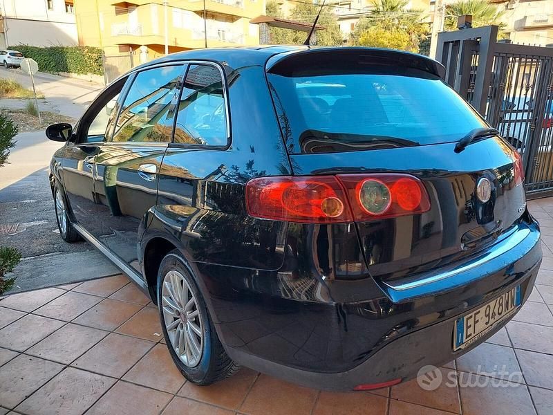 Usata Fiat Croma Dynamic 120 CV (88 kW) 2010 Nero Berlina