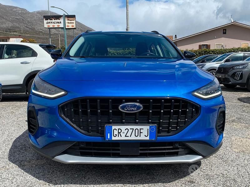 Usata Ford Focus Active 116 CV (85 kW) 2023 Blu Station wagon