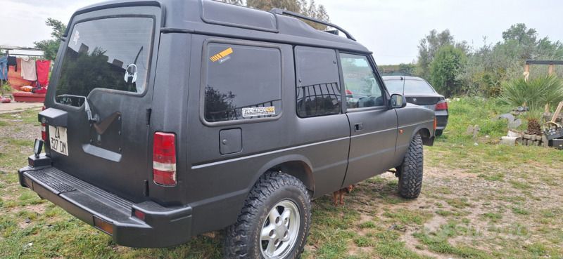 Usata Land Rover Discovery 136 CV (100 kW) 1994 Nero SUV