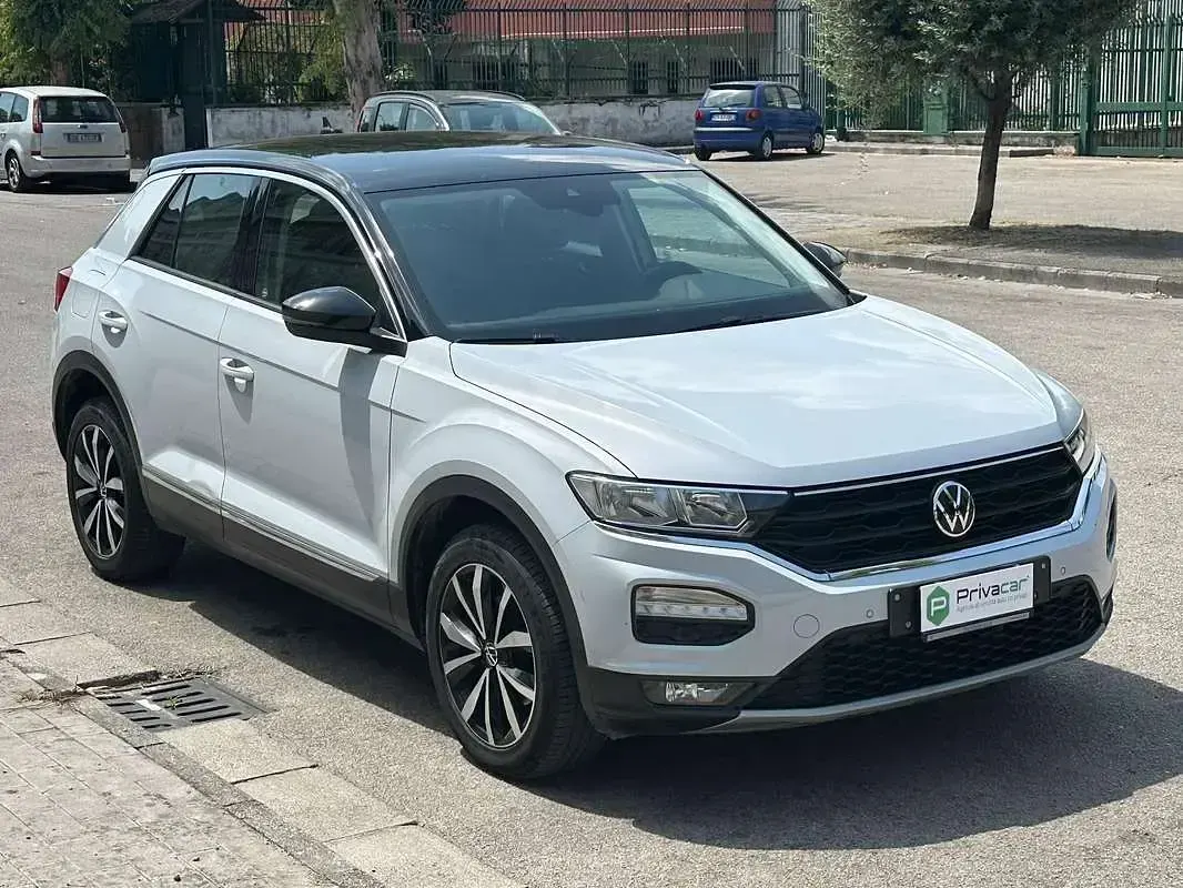 Usata VW T-Roc Style 110 CV (80 kW) 2020 Bianco SUV