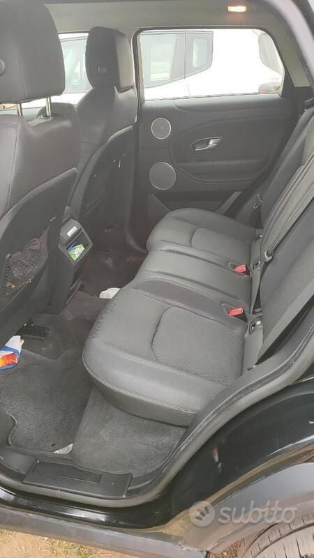 Usata Land Rover Range Rover evoque 2018 Nero SUV