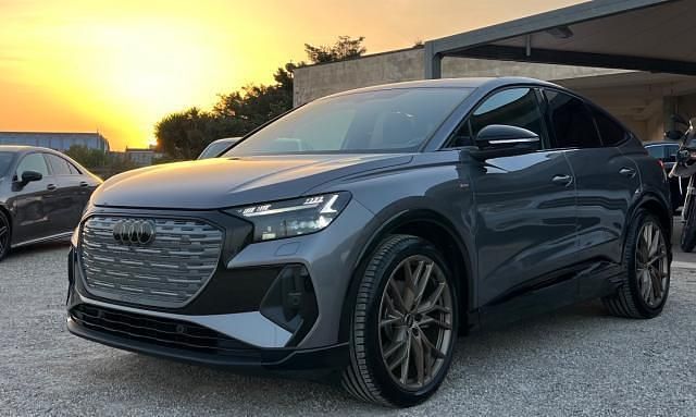 Usata Audi Q4 Sportback e-tron Edition .1 124 kW (169 CV) 2022 Grigio SUV