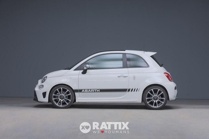 Bianco Usata 2020 Abarth 595 70th Anniversary Due volumi | 16.498 € (Super prezzo) - Immagine 1/4
