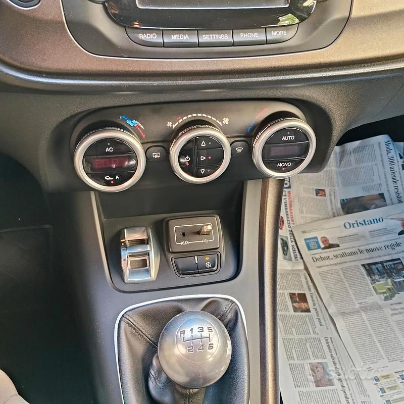 Usata Alfa Romeo Giulietta 120 CV (88 kW) 2016 Nero Utilitaria