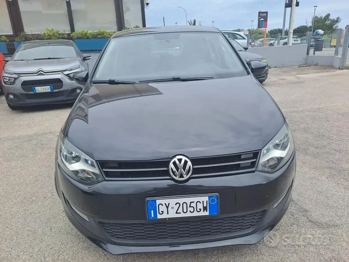 Usata VW Polo Trendline 75 CV (55 kW) 2012 Nero Utilitaria