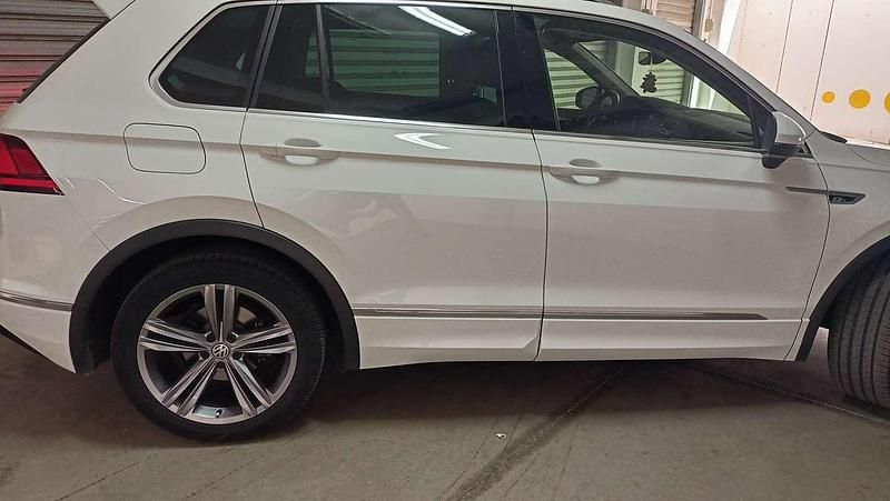 Usata VW Tiguan Sportline 116 CV (85 kW) 2019 Bianco SUV