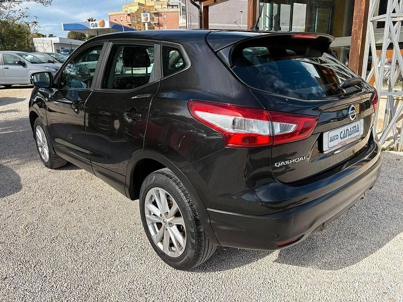 Usata Nissan Qashqai Tekna 110 CV (80 kW) 2015 Nero SUV