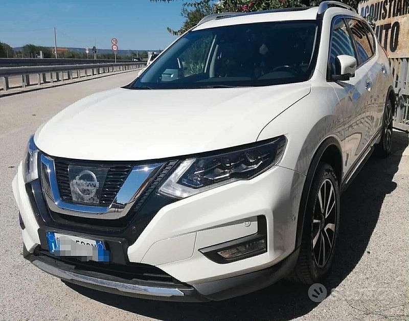 Usata Nissan X-Trail Acenta Premium 131 CV (96 kW) 2018 Bianco SUV