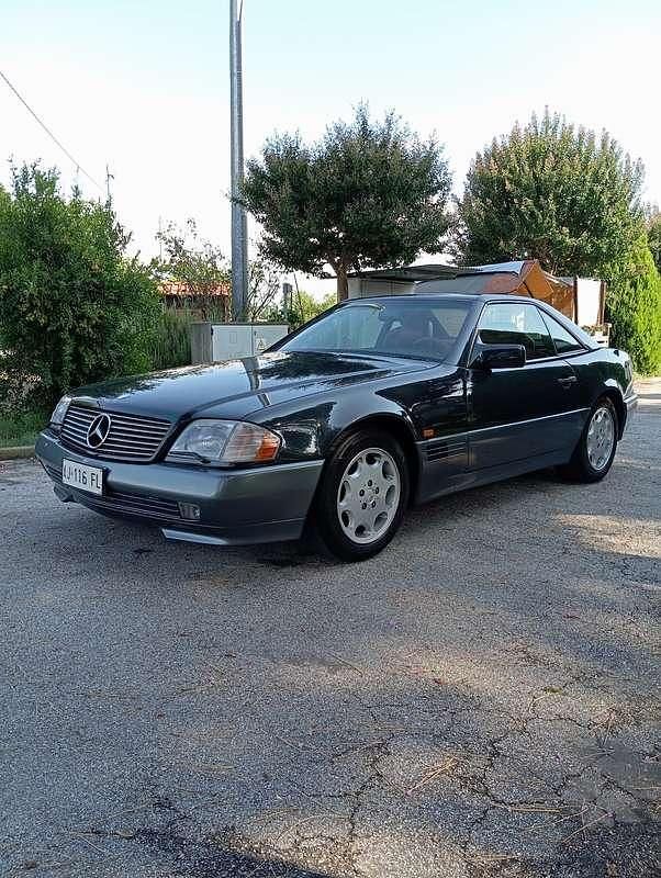 Usata Mercedes SL500 326 CV (239 kW) 1992 Nero Cabrio