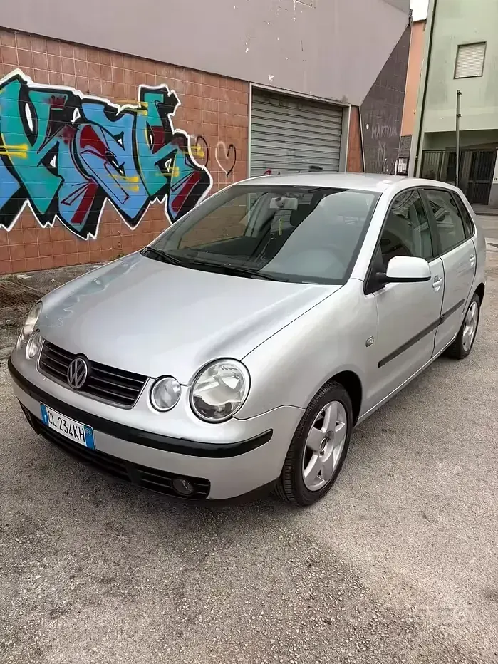 Occasion VW Polo Trendline 75 ch (55 kW) 2004 Gris Citadine