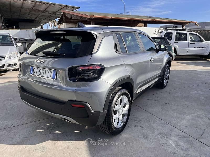 Usata Jeep Avenger Altitude 101 CV (74 kW) 2024 Granite cristal SUV