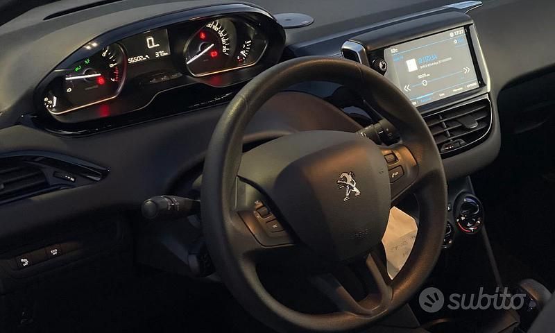 Usata Peugeot 208 Active 82 CV (60 kW) 2019 Grigio Utilitaria