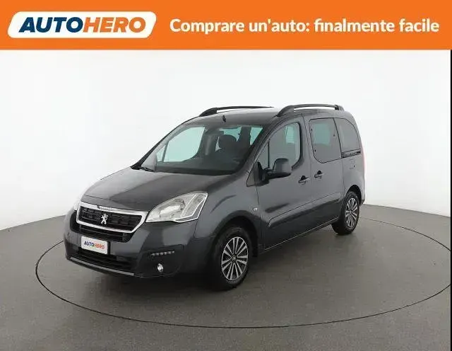 Usata Peugeot Partner Tepee Active 99 CV (72 kW) 2016 Grigio Monovolume
