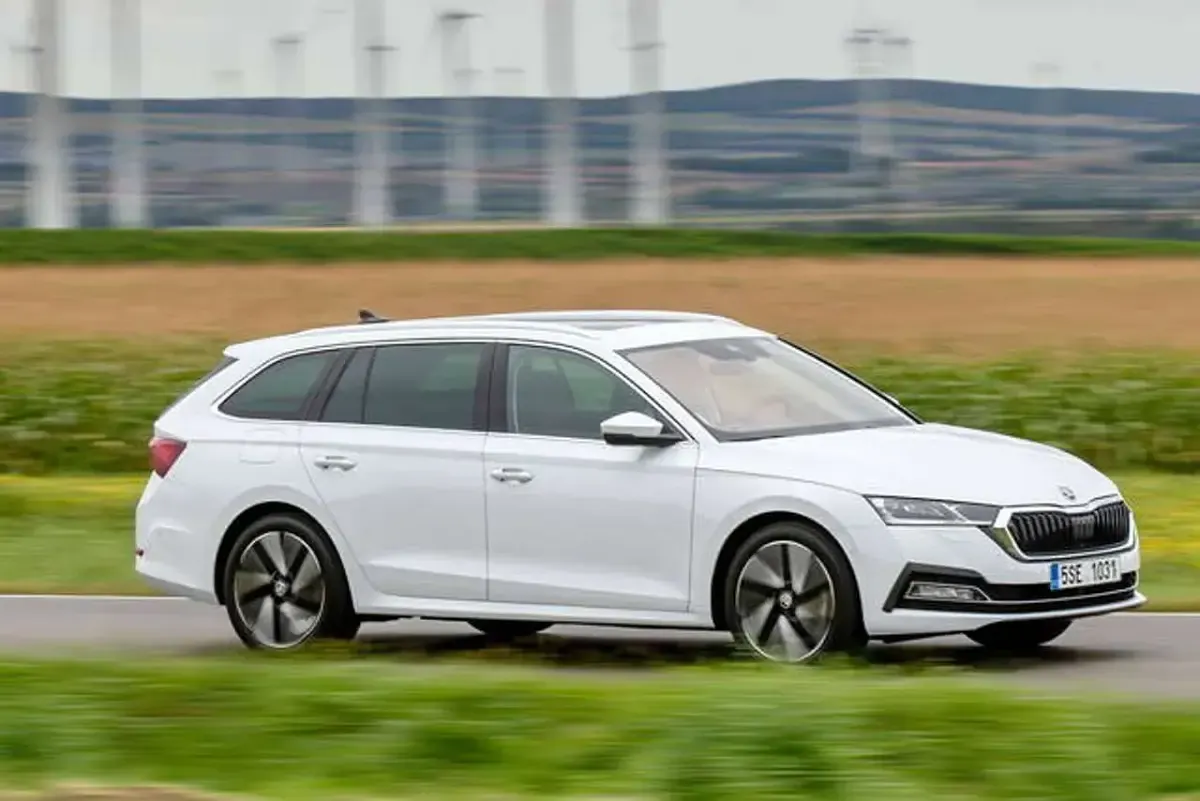 Nuova Skoda Octavia Style 150 CV (110 kW) 2025 Argento Station wagon
