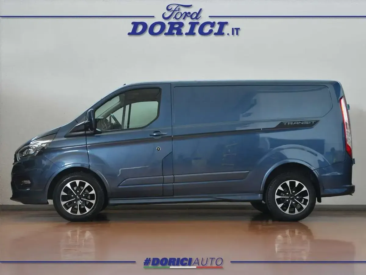 Usata Ford Transit Custom Sport 170 CV (125 kW) 2019 Blue chrome Furgone