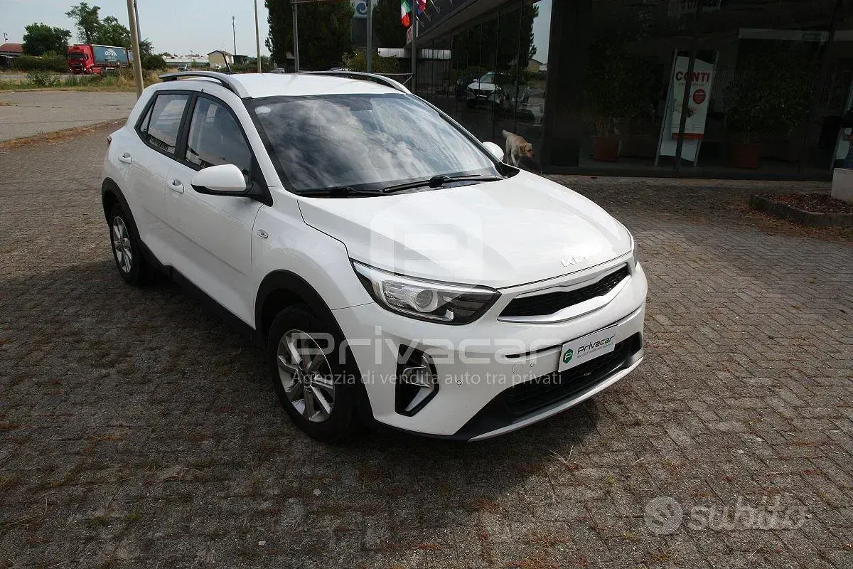 Usata Kia Stonic Urban 84 CV (61 kW) 2021 Bianco SUV
